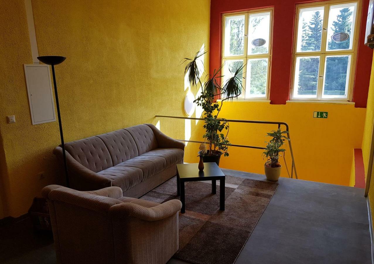 Hostel Jo-Si Каменц Экстерьер фото